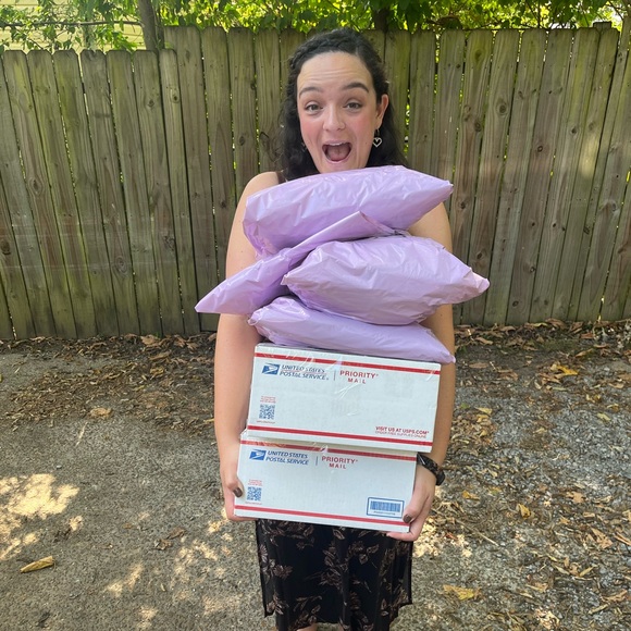 Meet the Posher Chloe! - Picture 3 of 8